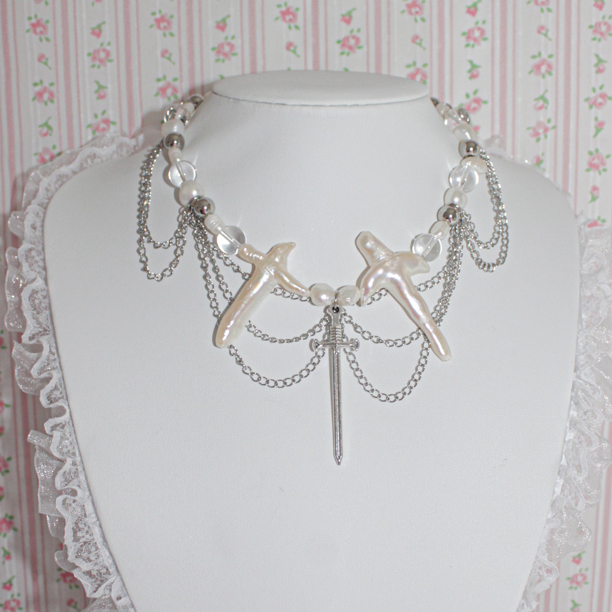 Collier Bones And All